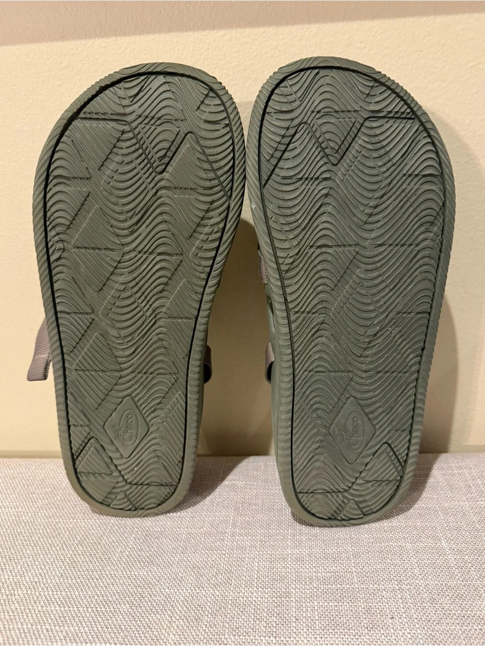 Chaco Men's Chillos Clog Sandals Olive Moss Green - Size 11